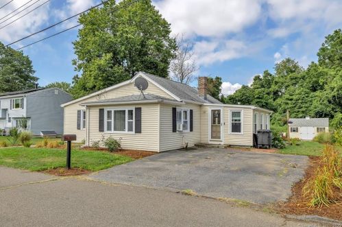 98 Turnor Ave, Milford, CT 06460-5357