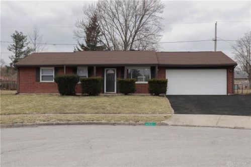 1515 Texas Dr, Xenia OH  45385-4833 exterior