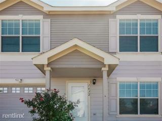 1632 Wickham Dr, Burleson TX  76028-0204 exterior