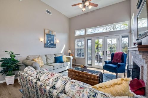 17702 Tristania Pl, San Diego, CA 92127-1262