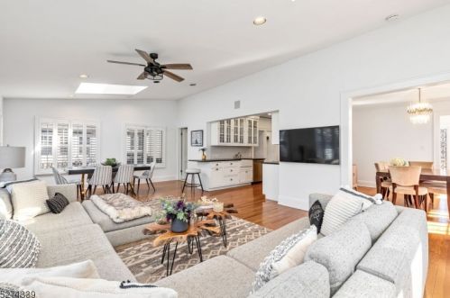 645 Raymond St, Westfield NJ  07090-2451 exterior