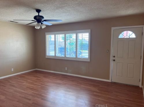 732 Mills St, Escondido CA  92027-1945 exterior