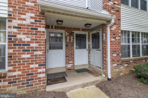 1114 Valley Glen Rd, Melrose Park, PA 19027-1750