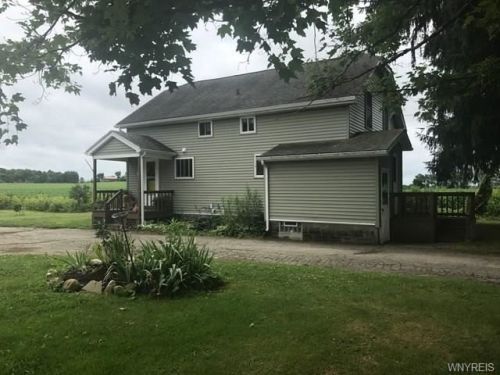 11229 Savage Rd, Chaffee, NY 14030-9703