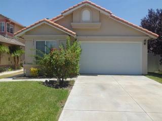 1861 Avenida San Sebastian, Perris CA  92571-3459 exterior