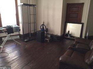 249 Maclay St, Harrisburg PA 17110-1800 exterior