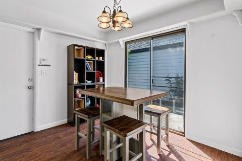 1749 Cape Cod Cir, Lodi CA  95242-4204 exterior