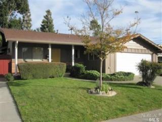 1890 Oxford Dr, Fairfield, CA 94533-1819