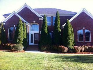 3607 Abbey Hill Ln, Charlotte NC  28210-1916 exterior