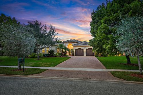 7984 Arbor Crest Way, West Palm Beach, FL 33412-2469