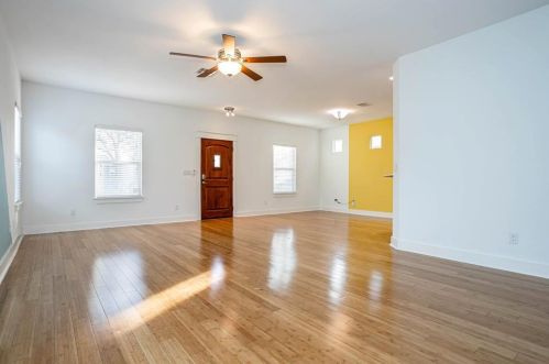 2902 13th St, Austin TX  78702-2420 exterior