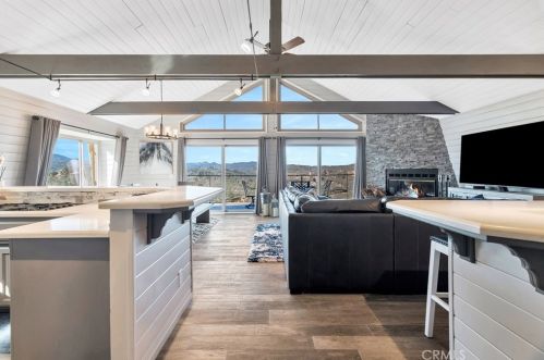 2355 Lakeview Dr, Lake Nacimiento CA  93426-9626 exterior