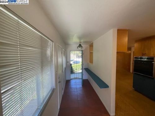 3539 Joaquin Miller Rd, Oakland CA  94602-2649 exterior