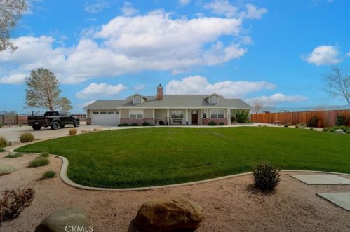 9116 Ivesbrook St, Lancaster, CA 93536-7709