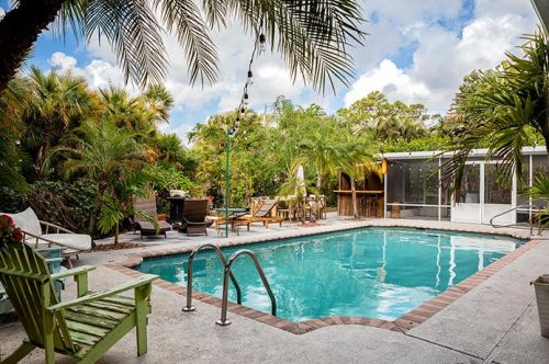 4836 Lee Rd, Delray Beach FL  33445-3287 exterior