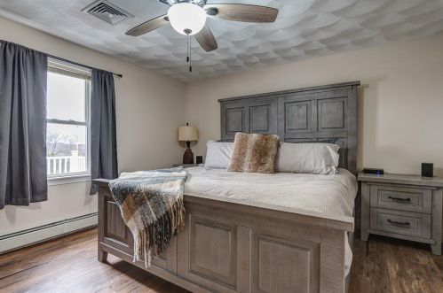 21 Jaffrey St, Providence RI  02919-6632 exterior