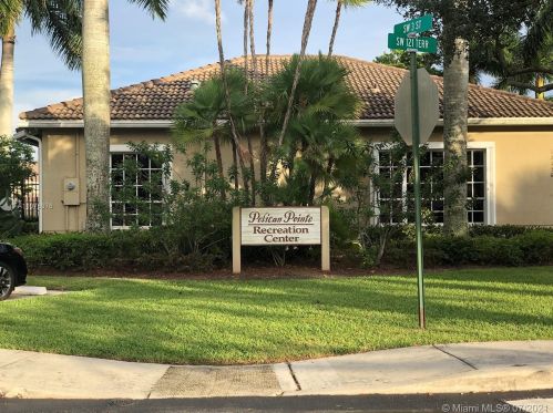 251 122nd Ter, Hollywood, FL 33025-5901