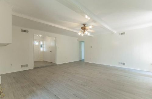 1309 Melrose Dr, Richardson TX  75080-3739 exterior