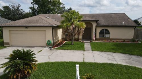 839 Mendoza Dr, Kissimmee, FL 34758-3412