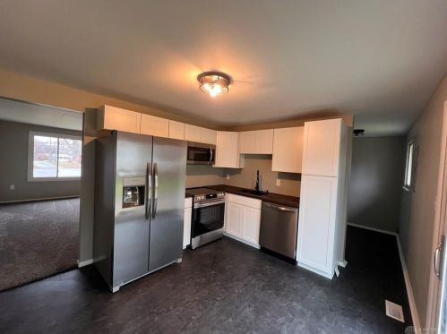 631 Skyles Rd, Englewood OH  45322-3229 exterior