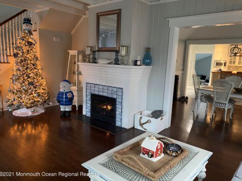 304 Atlantic Ave, Point Pleasant Beach NJ  08742-3307 exterior