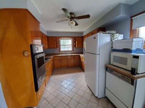 117 Sheridan Ave, New Castle PA  16105-2558 exterior