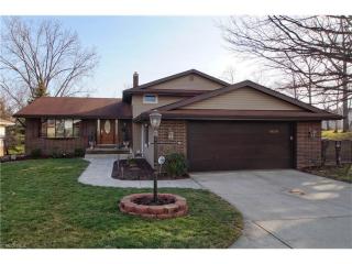 30230 Ridge Rd, Willowick, OH 44092-1857