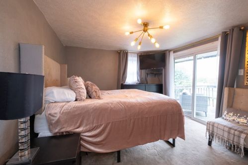 541 Idaho Ave, Verona PA  15147-2909 exterior