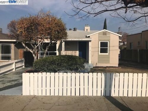781 14th St, West Pittsburg, CA 94565-2753