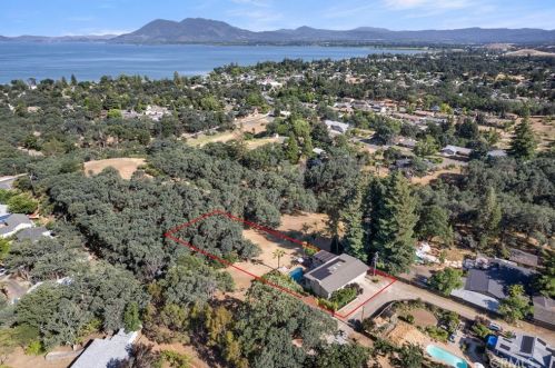 940 24 St, Lakeport CA  95453-3013 exterior