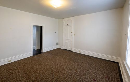 124 1st St, Pittsburgh, PA 15215-2938