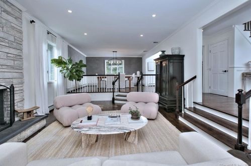 145 Bayberry Ln, Bridgeport CT  06612-1400 exterior