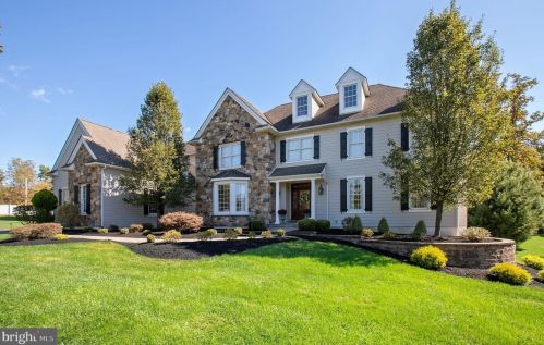 120 Spring Tree Dr, Newtown Square, PA 19073-4423
