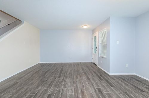 302 Falling Pine Dr, Conroe TX  77304-5027 exterior
