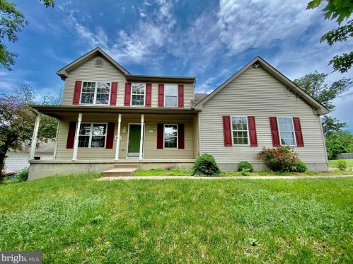 11 Bishop Ave, Berlin Boro, NJ 08009-1615