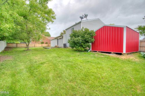 180 Mdw Crk Dr, Florence KY  41042-9471 exterior