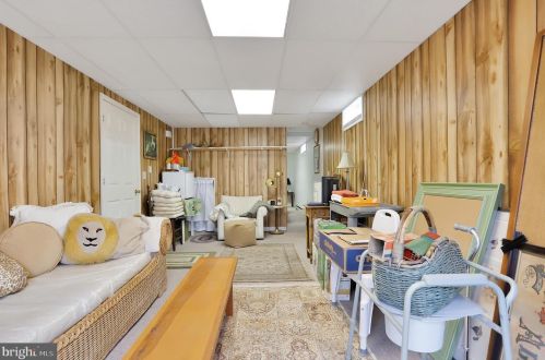 126 Georgia Ave, Charles Town WV  25414-4284 exterior