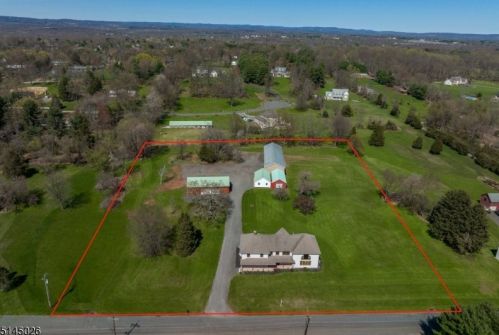 6 Old Readington Rd, White House Station, NJ 08889-3548