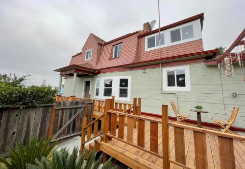 1372 27th St, Oakland CA  94606-3267 exterior