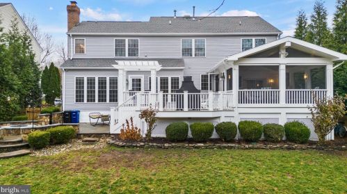 951 Rhonda Pl, Leesburg VA  20175-5632 exterior