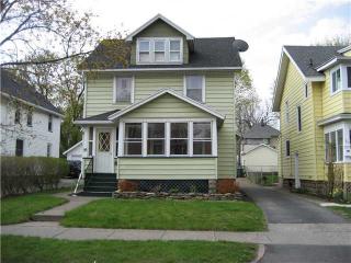 35 Juniper St, Rochester, NY 14610-1436
