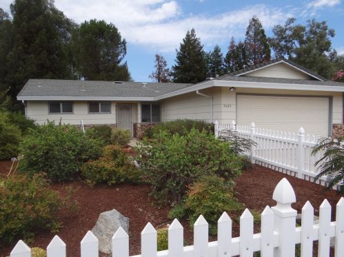 5605 Arcadia Ave, Loomis CA  95650-8739 exterior