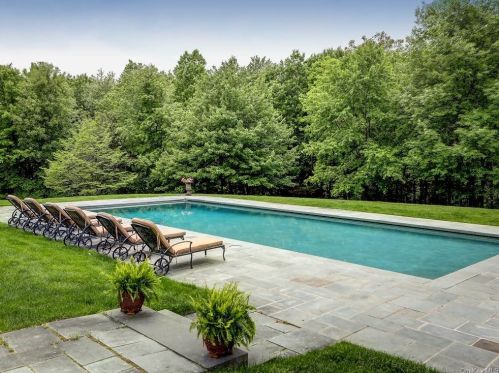 7 Blanchard Dr, Warwick, NY 10990-2722