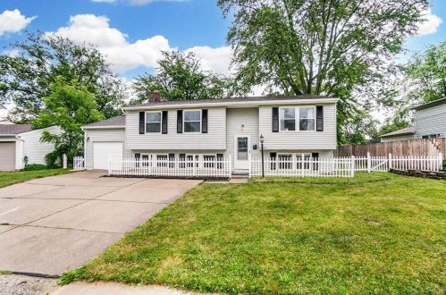 2601 Mcdaniel Ct, Darbydale, OH 43123-2151