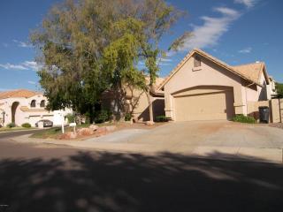 19539 71st Ave, Glendale, AZ 85308-5555