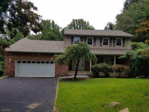 12 Maple Dr, Dover NJ  07869-2224 exterior