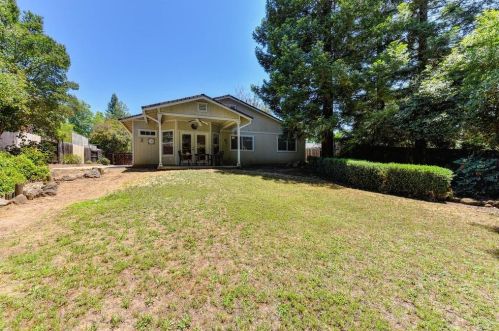 5671 Angelo Dr, Loomis CA  95650-8726 exterior