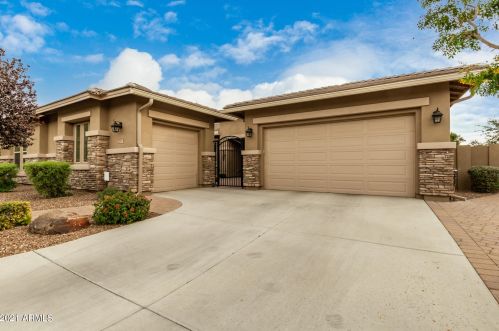 3981 Birchwood Pl, Chandler, AZ 85249-5571