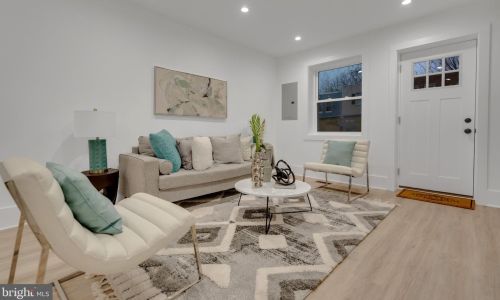 1271 16th St, Washington DC  20002-2556 exterior