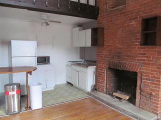 1223 Spruce St, Philadelphia PA  19107-5976 exterior